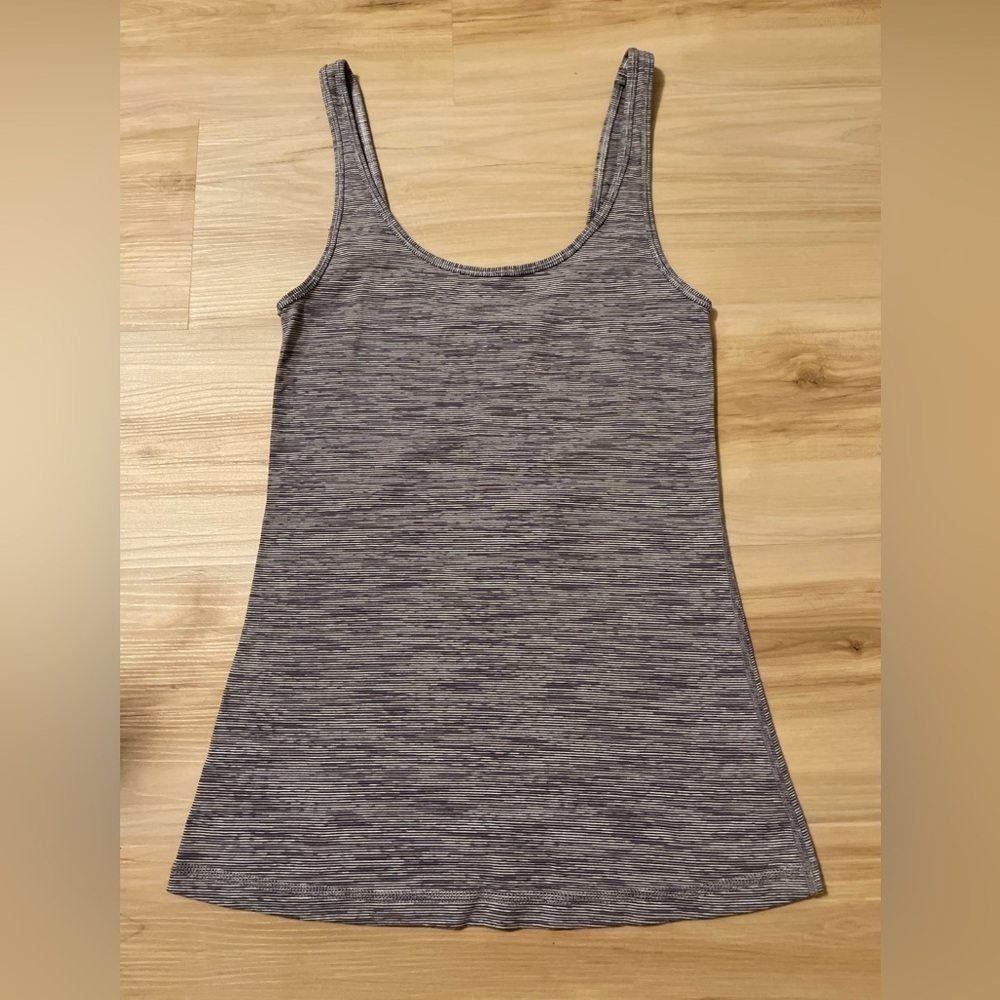Lululemon Tank Top Grey Active
Workout Athletic Women's 4 - Picture 1 of 6